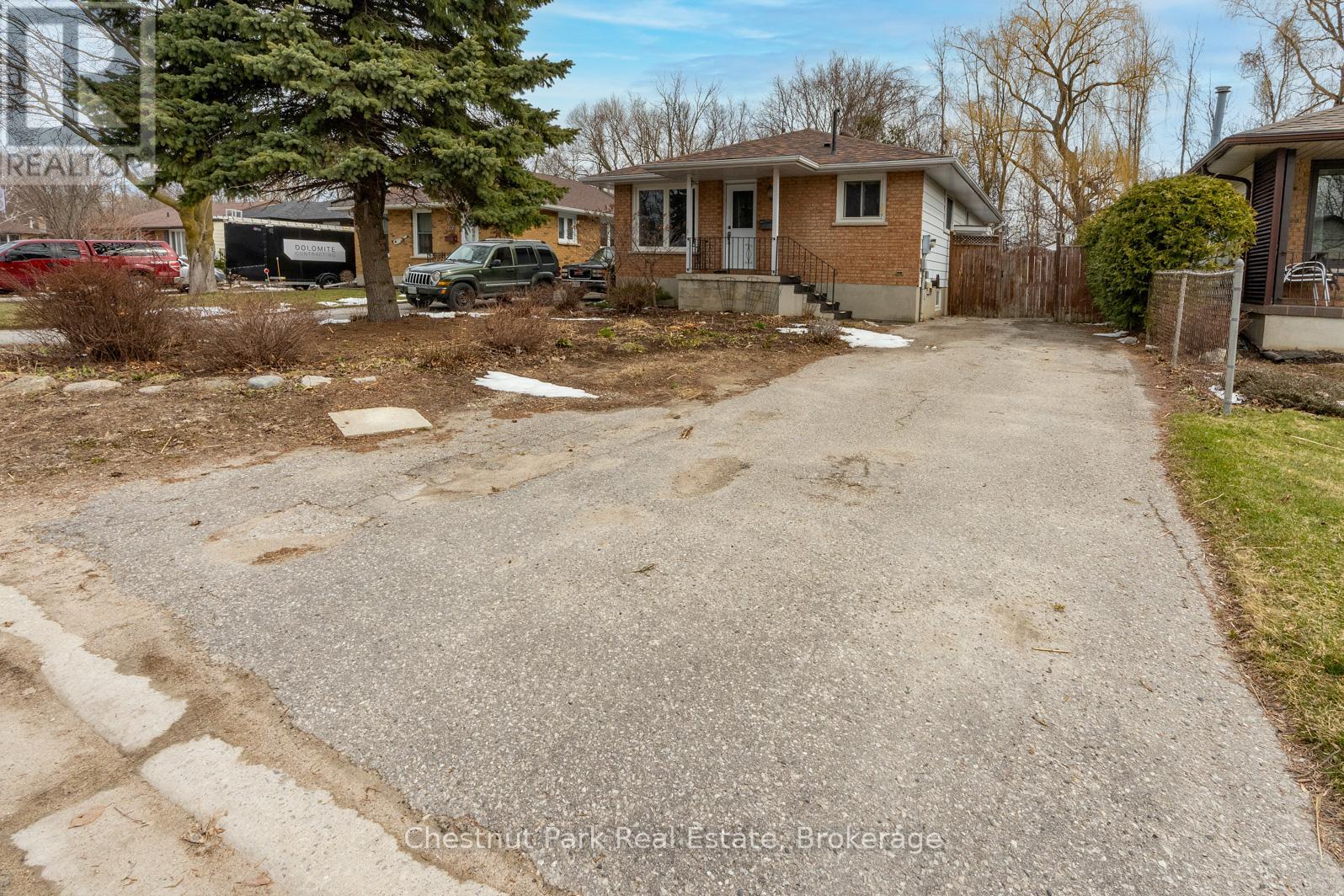 Property at 9 SPROULE AVENUE image 2
