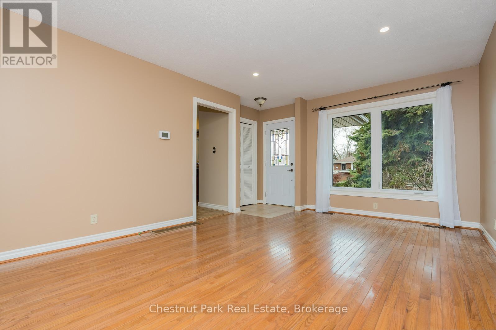 Property at 9 SPROULE AVENUE image 5