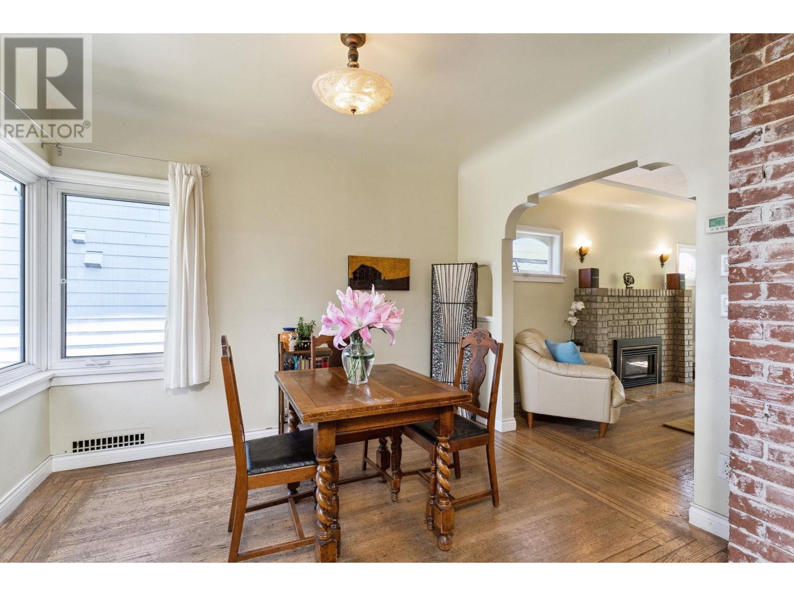 3039 Grant Street, Vancouver, British Columbia  V5K 3H8 - Photo 10 - R2997833