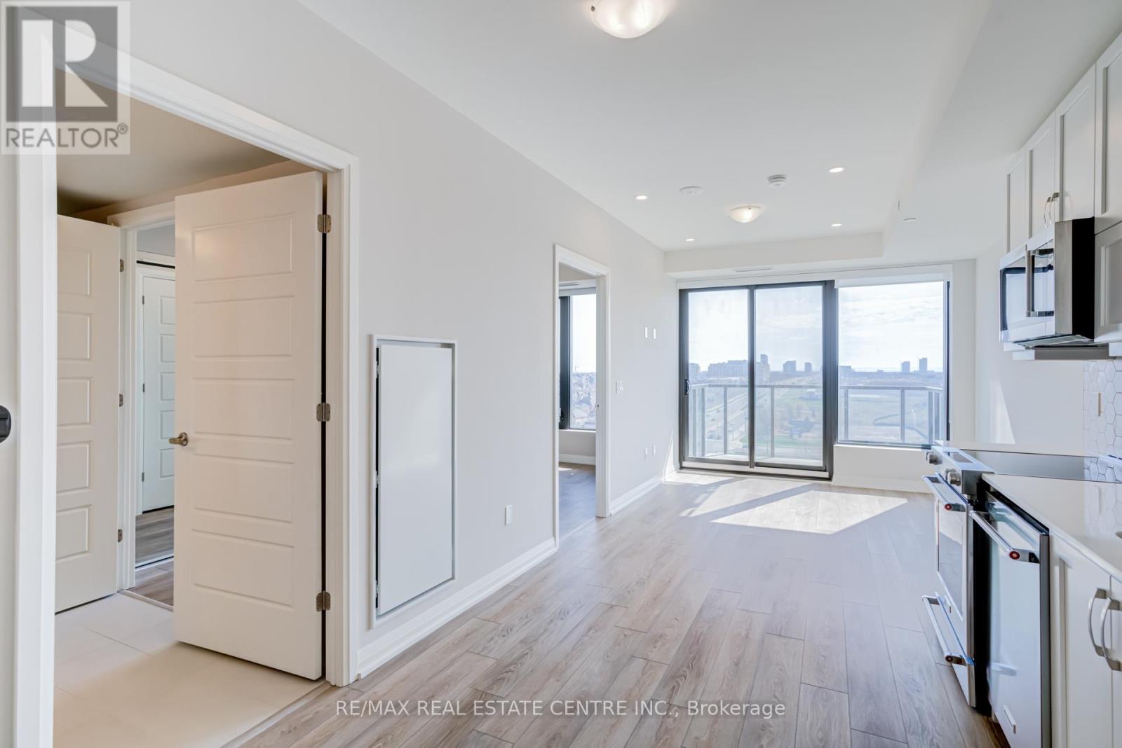1110 - 3006 Willam Cutmore Boulevard, Oakville, Ontario  L6H 7V8 - Photo 9 - W12114142
