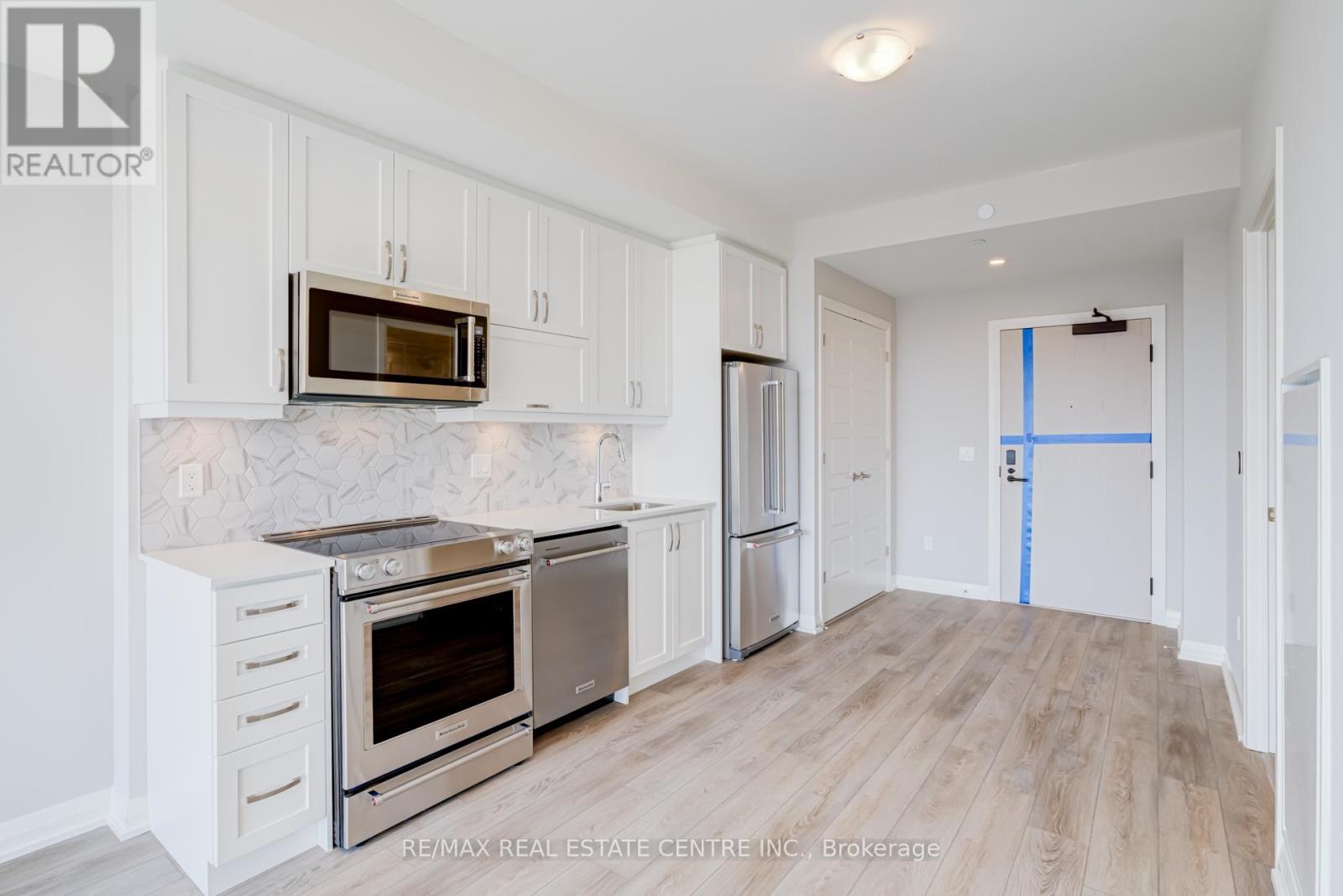 1110 - 3006 Willam Cutmore Boulevard, Oakville, Ontario  L6H 7V8 - Photo 8 - W12114142