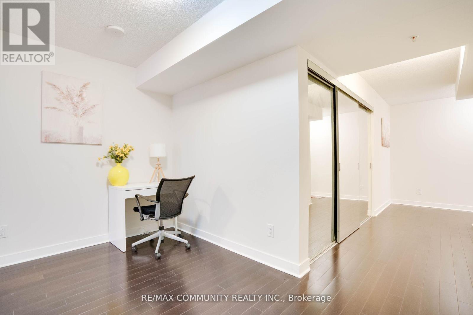 824 - 295 Adelaide Street W, Toronto, Ontario  M5V 0L4 - Photo 11 - C12123045