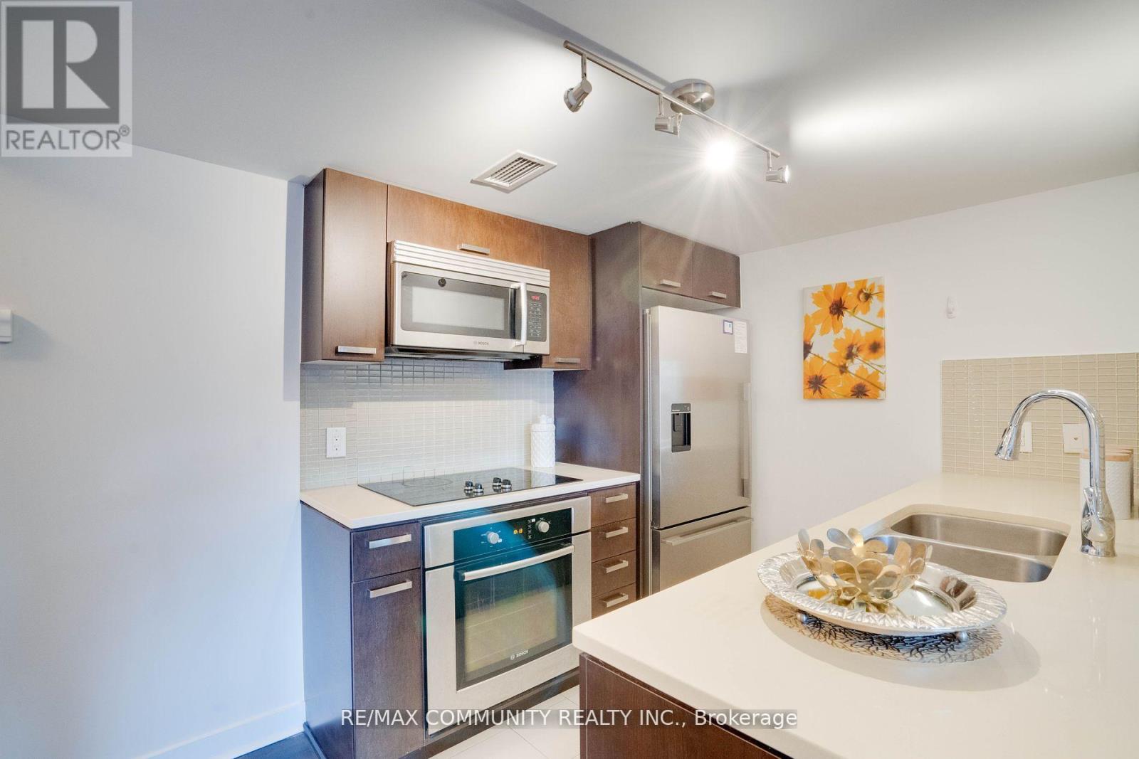 824 - 295 Adelaide Street W, Toronto, Ontario  M5V 0L4 - Photo 13 - C12123045