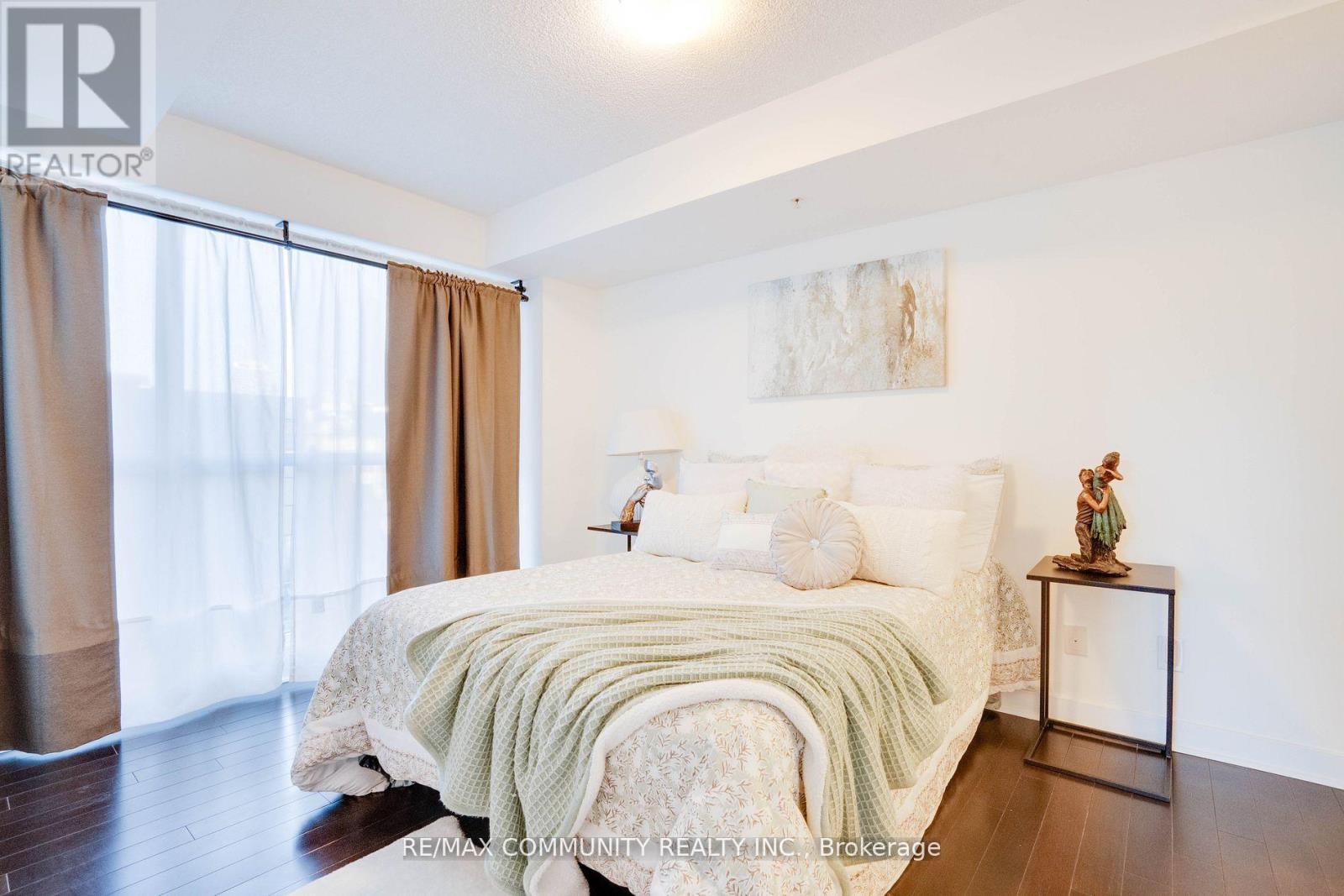 824 - 295 Adelaide Street W, Toronto, Ontario  M5V 0L4 - Photo 17 - C12123045