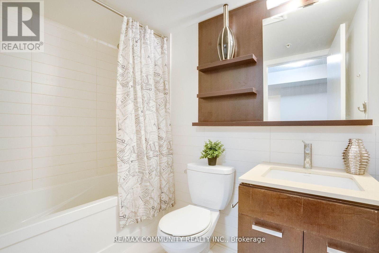 824 - 295 Adelaide Street W, Toronto, Ontario  M5V 0L4 - Photo 19 - C12123045