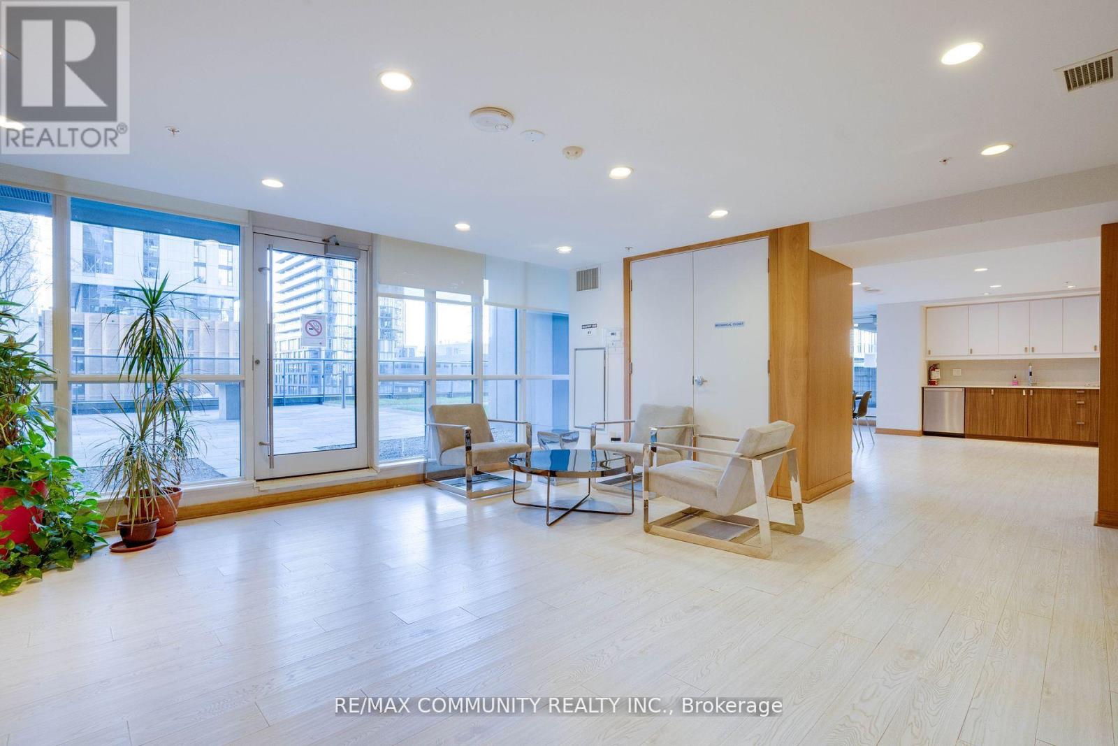 824 - 295 Adelaide Street W, Toronto, Ontario  M5V 0L4 - Photo 28 - C12123045