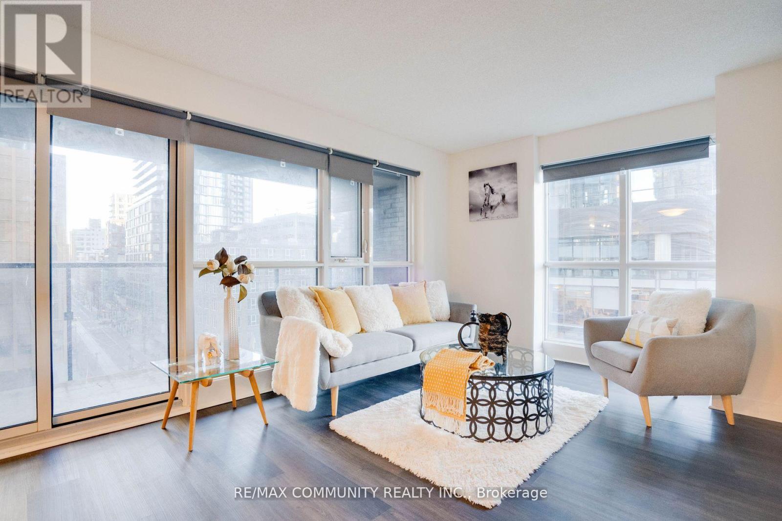 824 - 295 Adelaide Street W, Toronto, Ontario  M5V 0L4 - Photo 5 - C12123045