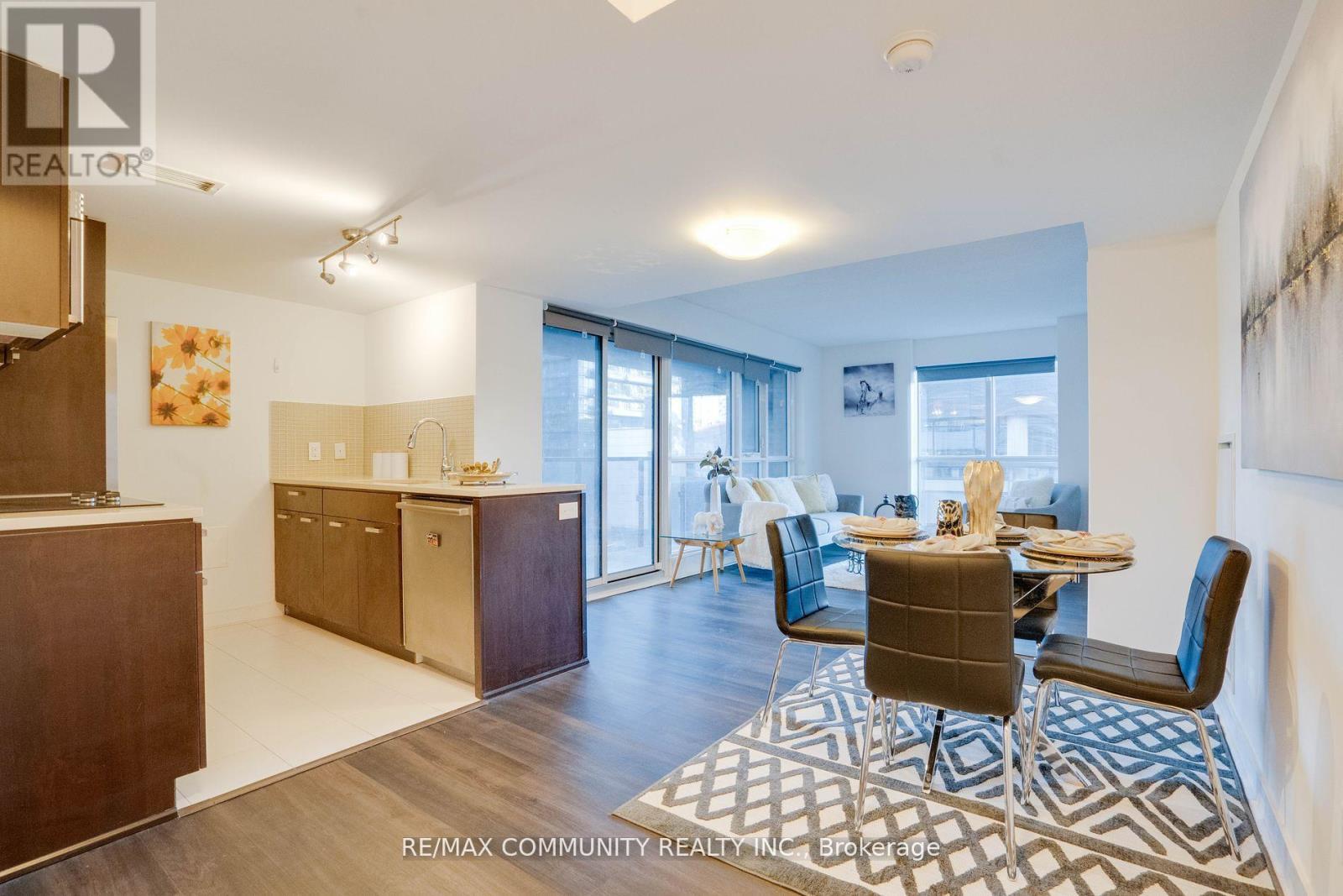 824 - 295 Adelaide Street W, Toronto, Ontario  M5V 0L4 - Photo 8 - C12123045