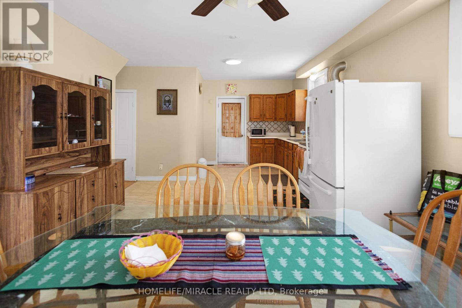 1516 Fairgrounds Road, Clearview, Ontario  L0M 1S0 - Photo 10 - S12122542