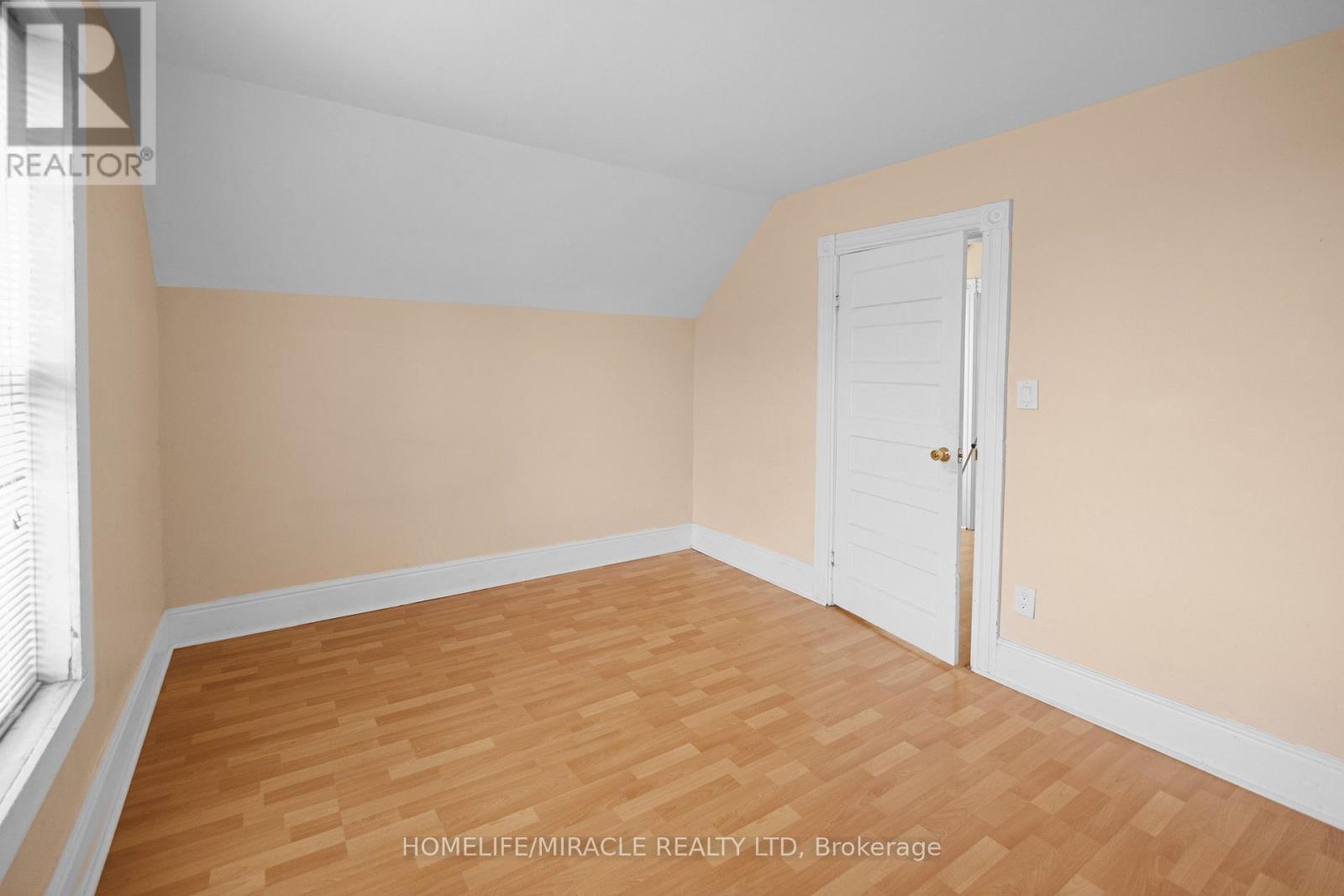 1516 Fairgrounds Road, Clearview, Ontario  L0M 1S0 - Photo 28 - S12122542