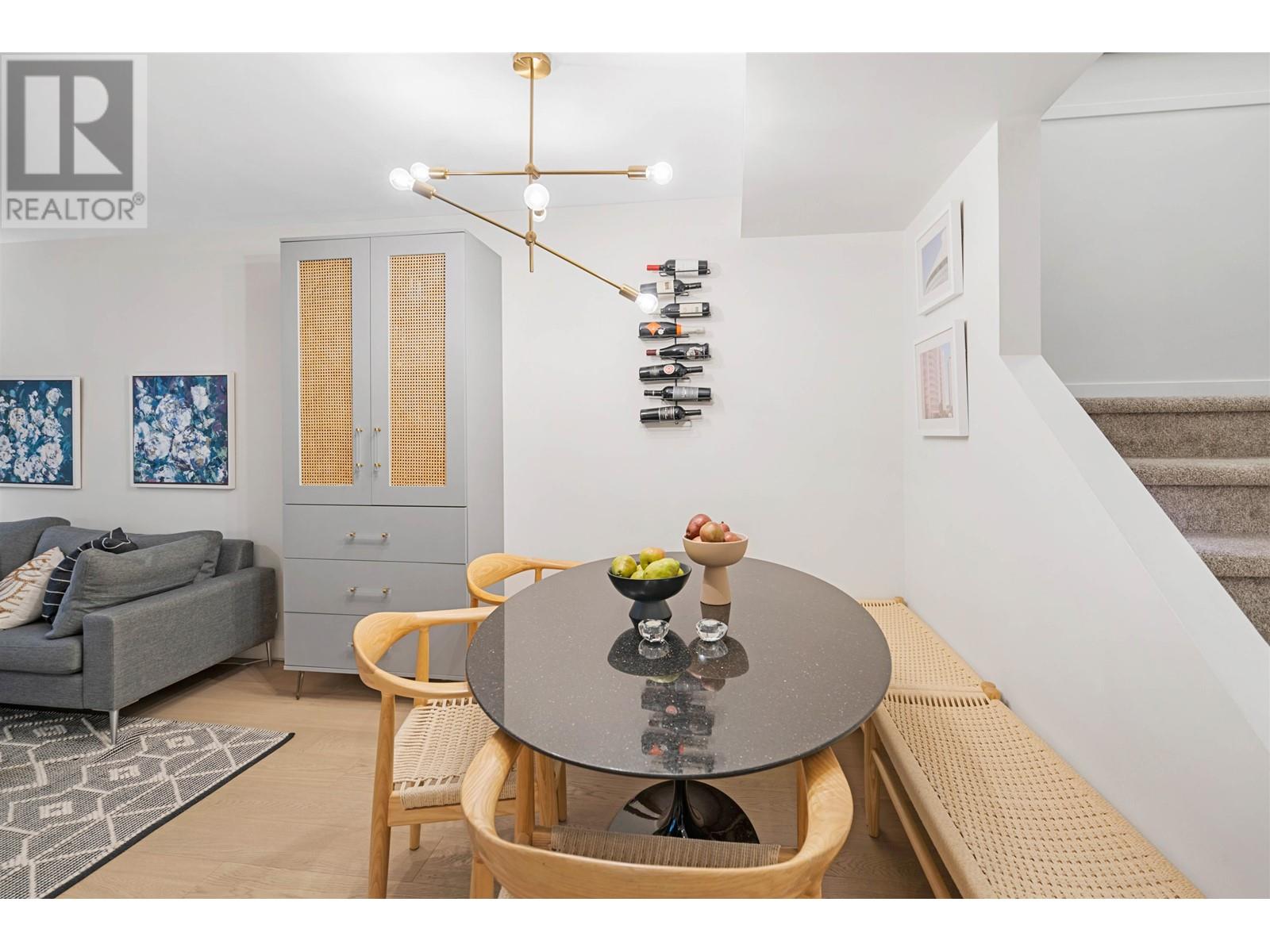 2422 E 8th Avenue, Vancouver, British Columbia  V5M 4V4 - Photo 6 - R2997267
