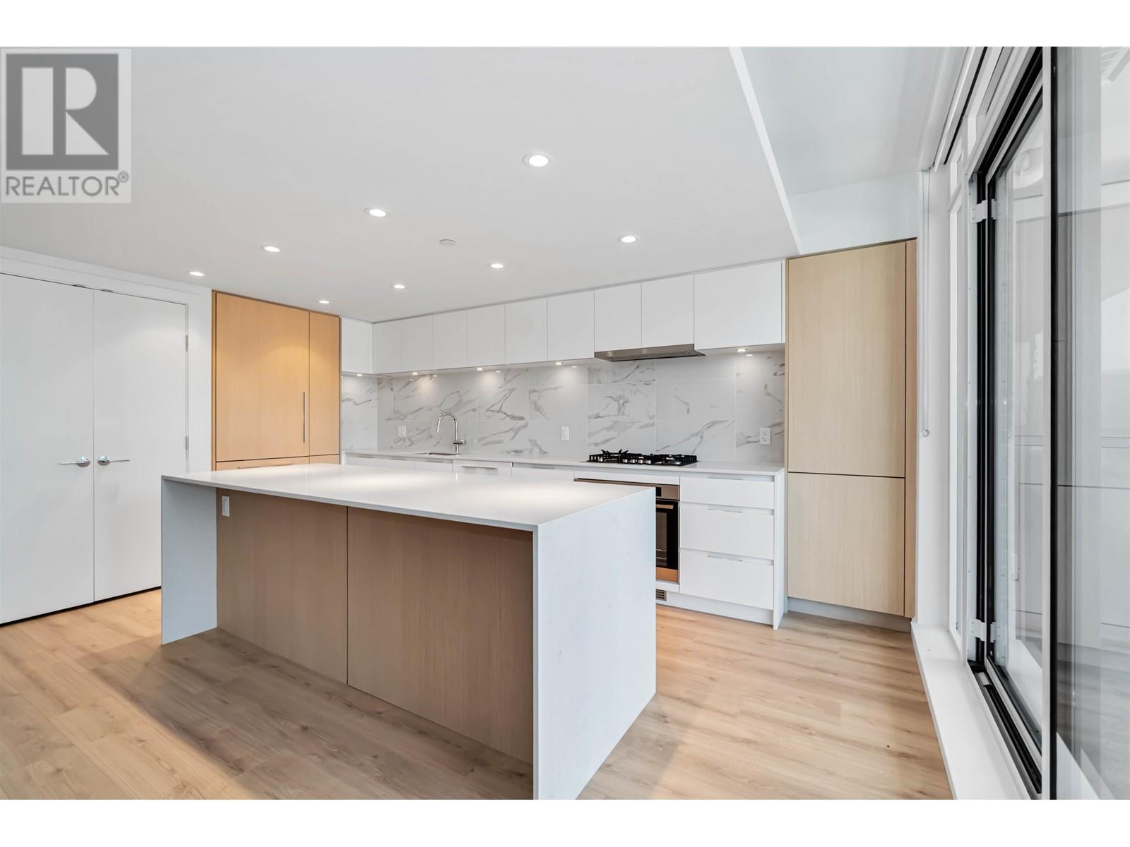605 1500 Fern Street, North Vancouver, British Columbia  V7J 0E6 - Photo 10 - R2996665