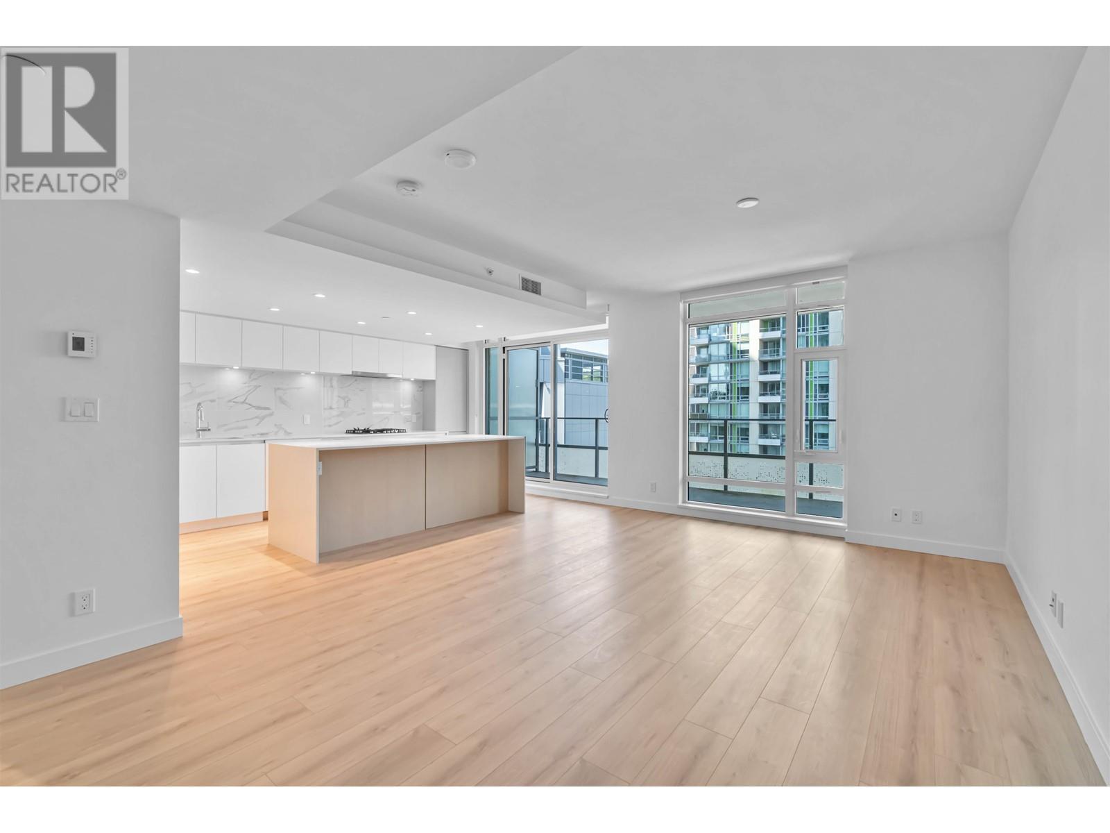 605 1500 Fern Street, North Vancouver, British Columbia  V7J 0E6 - Photo 8 - R2996665