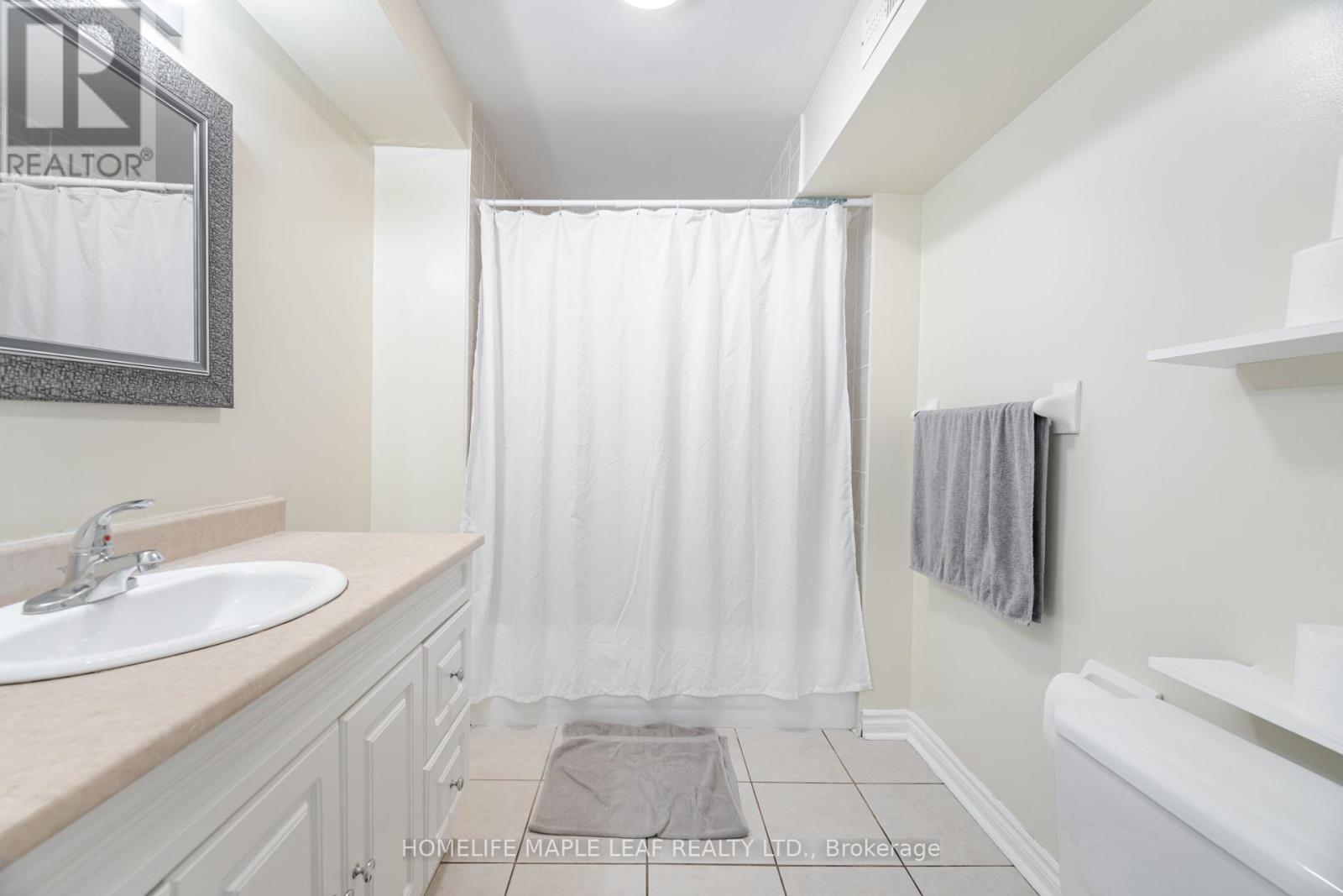 435 Bristol Road W, Mississauga (Hurontario), Ontario  L5R 3R7 - Photo 31 - W12119682