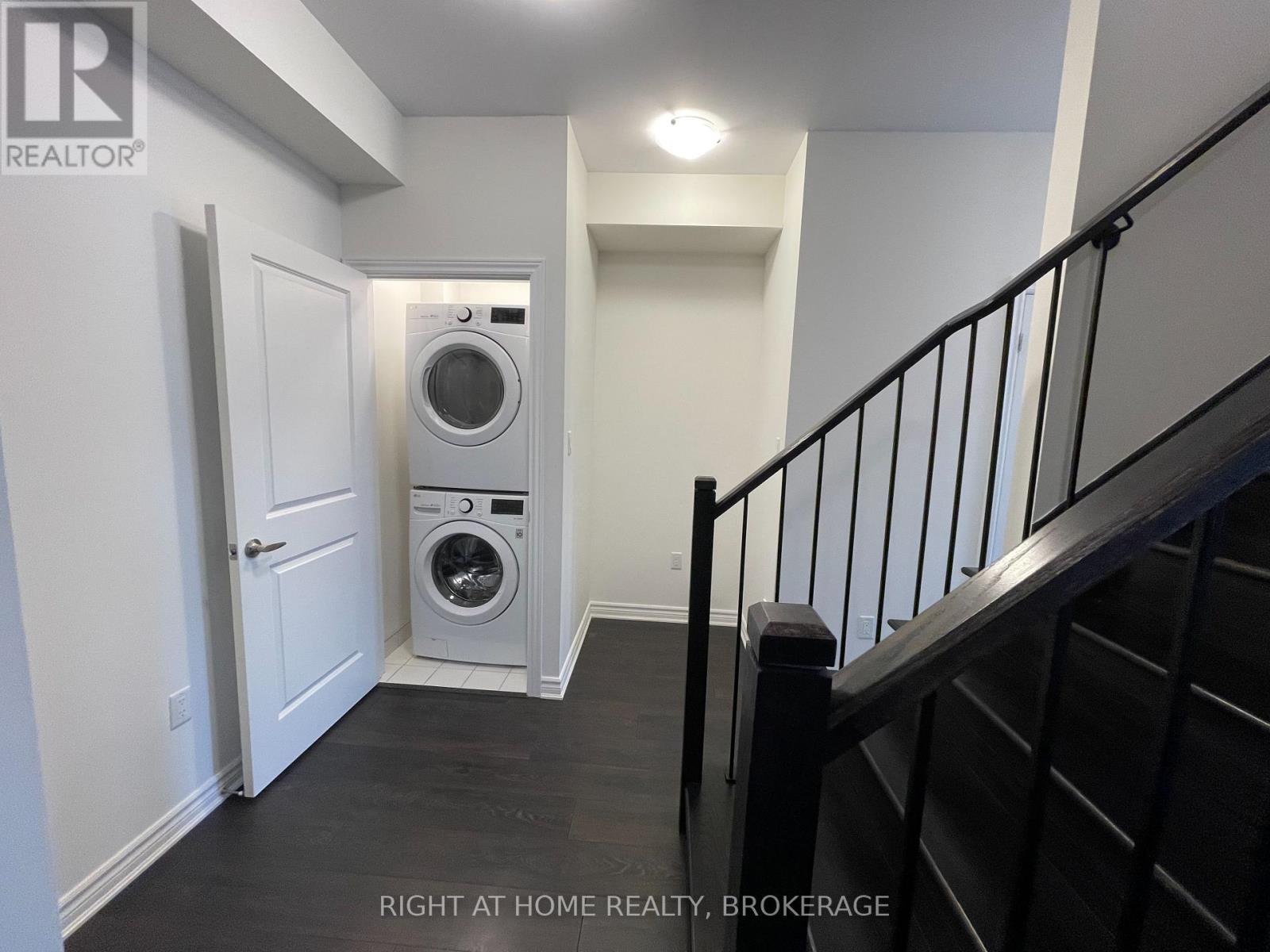 1174 Restivo Lane, Milton, Ontario  L9E 1N8 - Photo 18 - W12121946