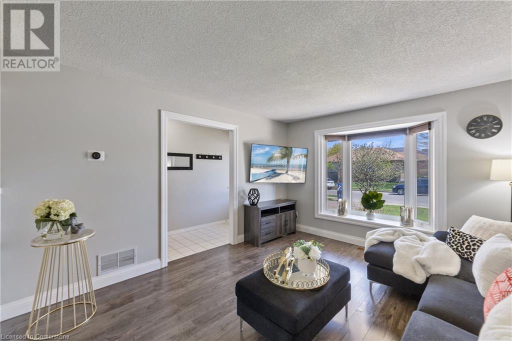 Property at 741 ACADIA Drive image 5