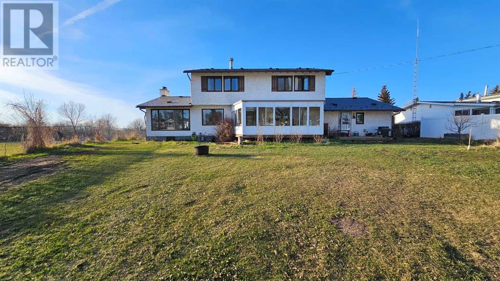 4915 Parkview Drive, Castor, Alberta  T0C 0X0 - Photo 4 - A2214714