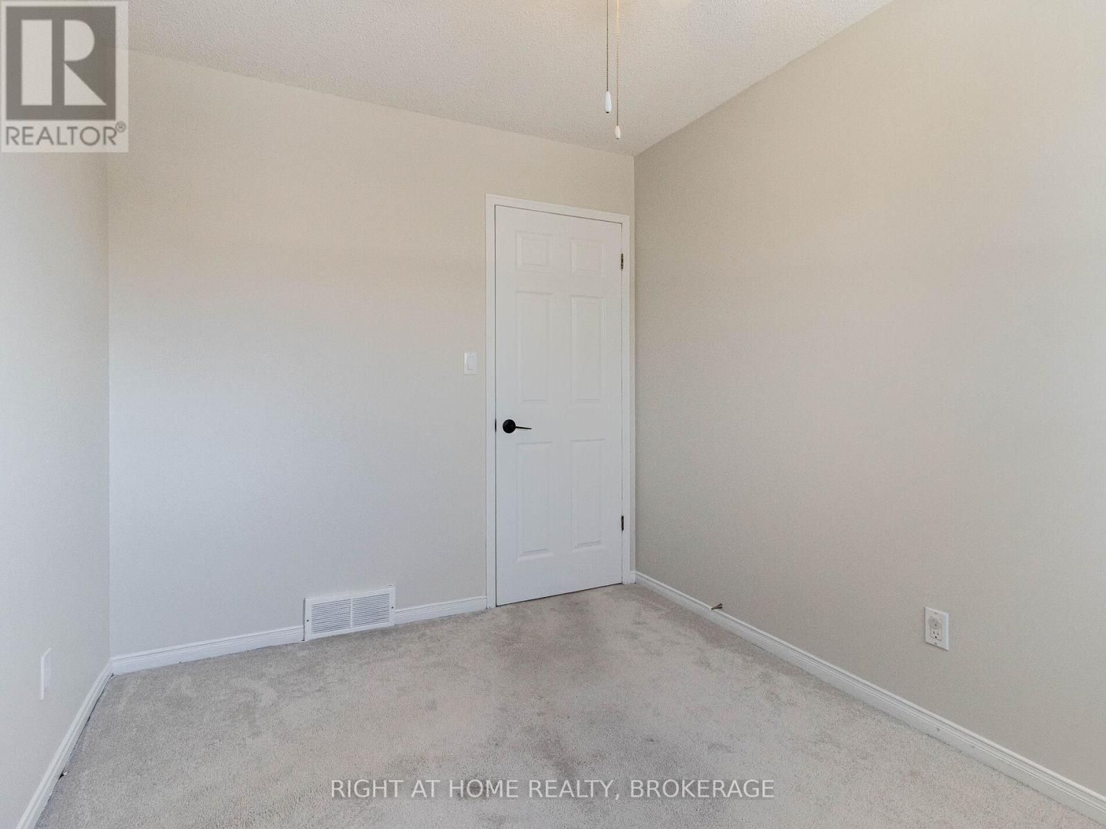 24 The Meadows Street, St. Catharines, Ontario  L2N 7L1 - Photo 21 - X12122901