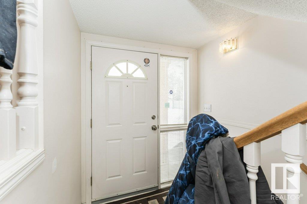 Property at #124 11115 9 AV NW image 3