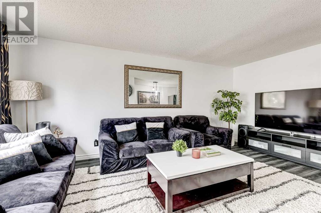 Property at 4221 58 Street NE image 3