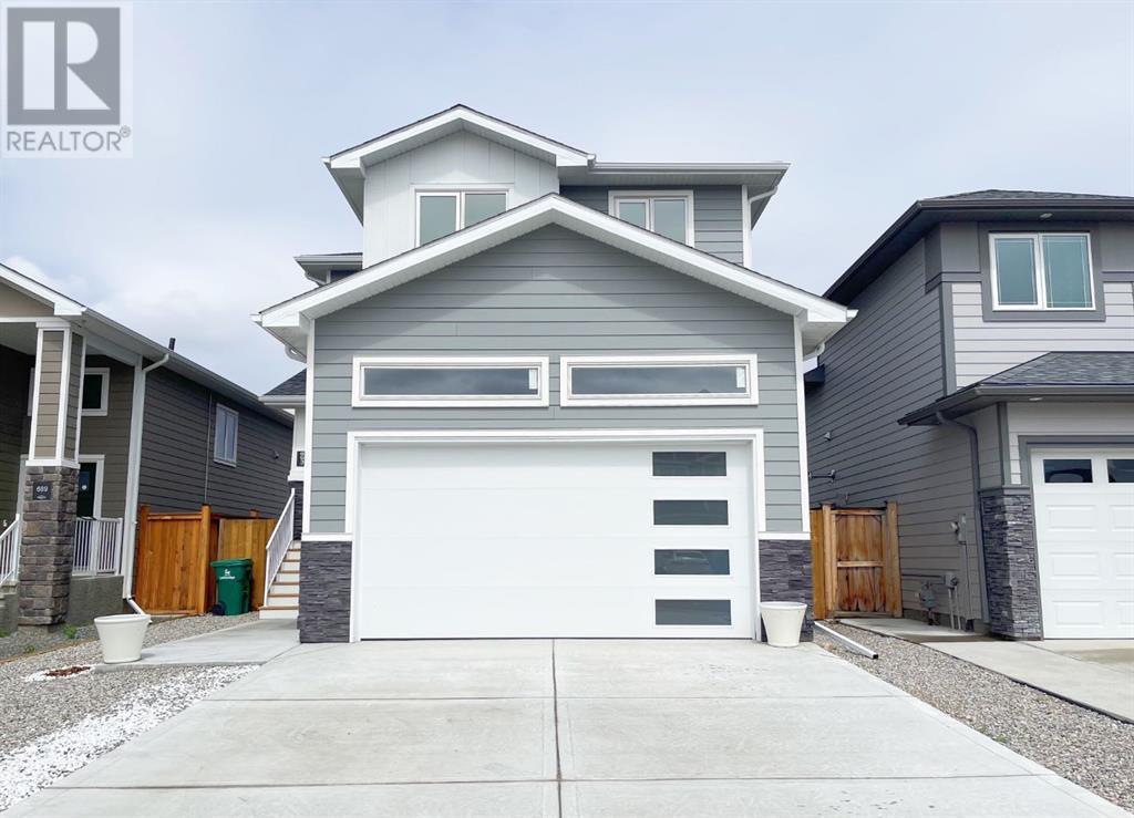 Property at 693 Sixmile Crescent S image 1