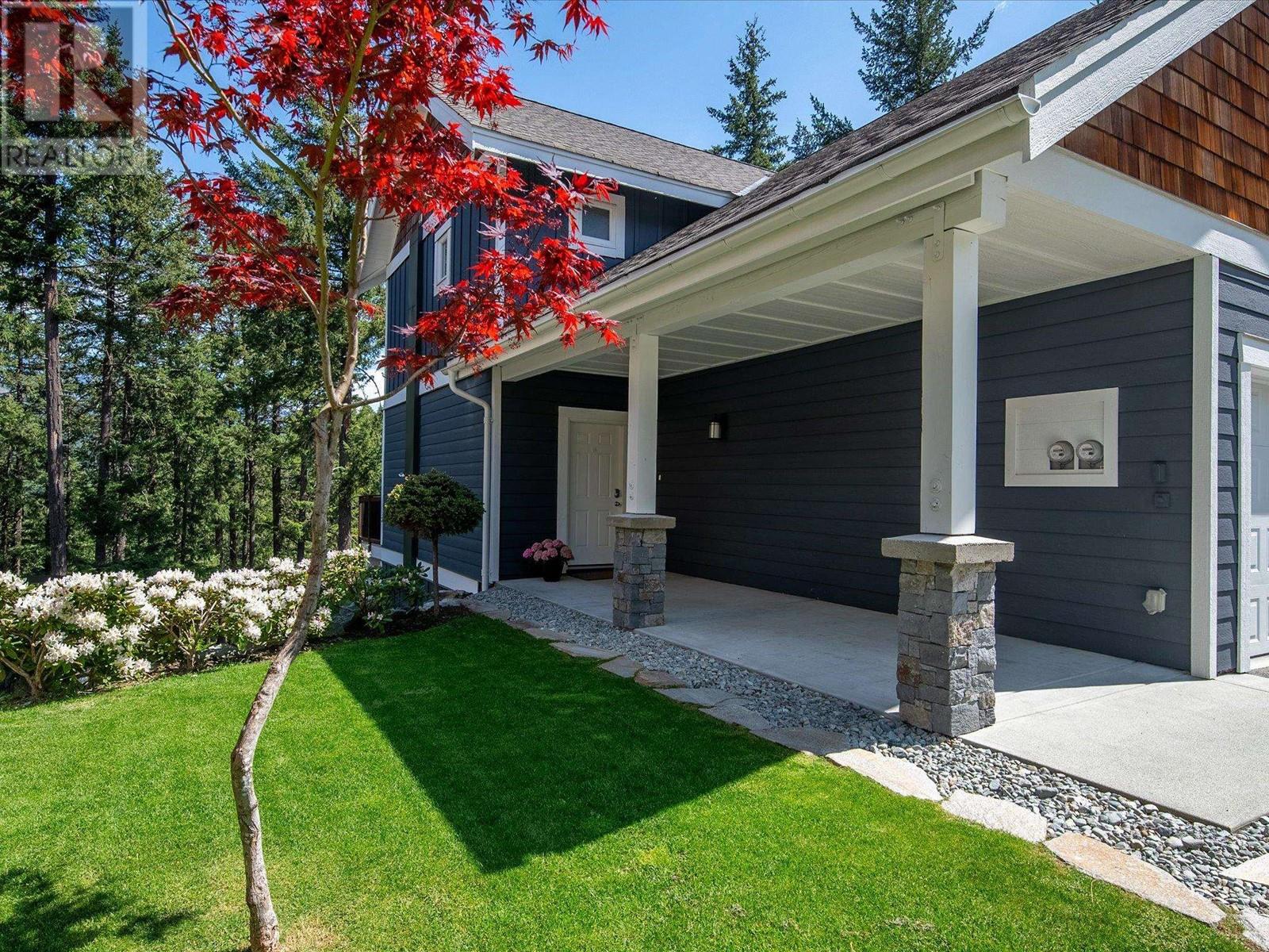 7458 Dogwood Street, Pemberton, British Columbia  V0N 2L0 - Photo 30 - R2997839