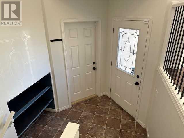 Property at 67 Vincent Close image 3
