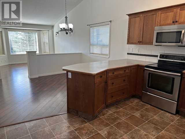 Property at 67 Vincent Close image 5