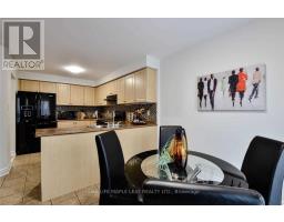 17 HOLLINGSWORTH CIRCLE, Brampton, Ontario