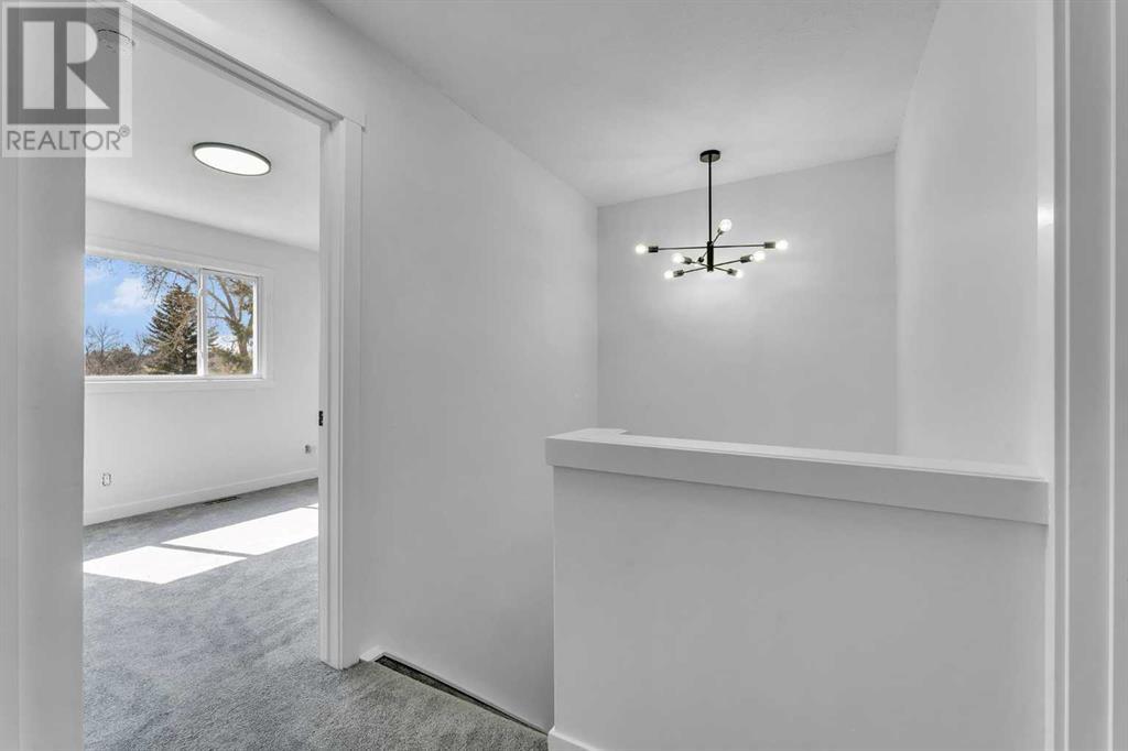 62 Deer Ridge Way Se, Calgary, Alberta  T2J 5Y6 - Photo 11 - A2215925
