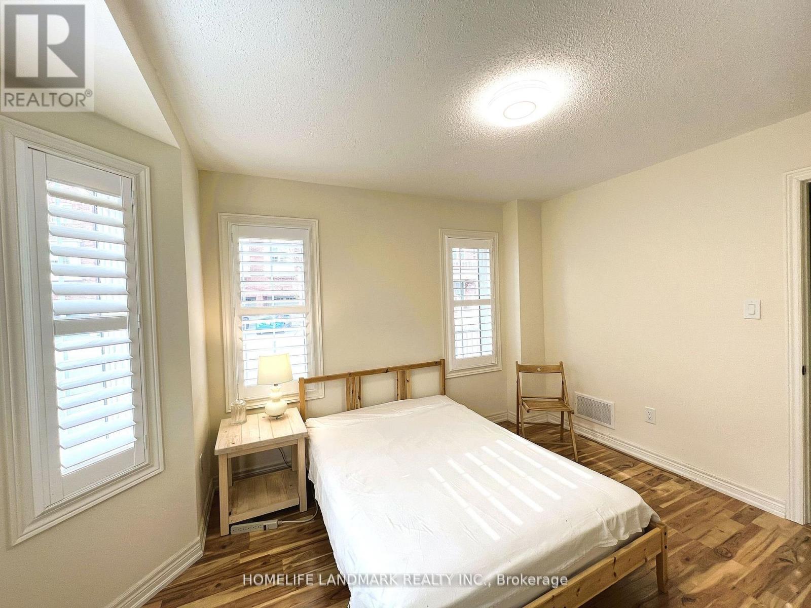 Upper - 29 Spvi Grove Way, Markham, Ontario  L6E 0T6 - Photo 4 - N12072831