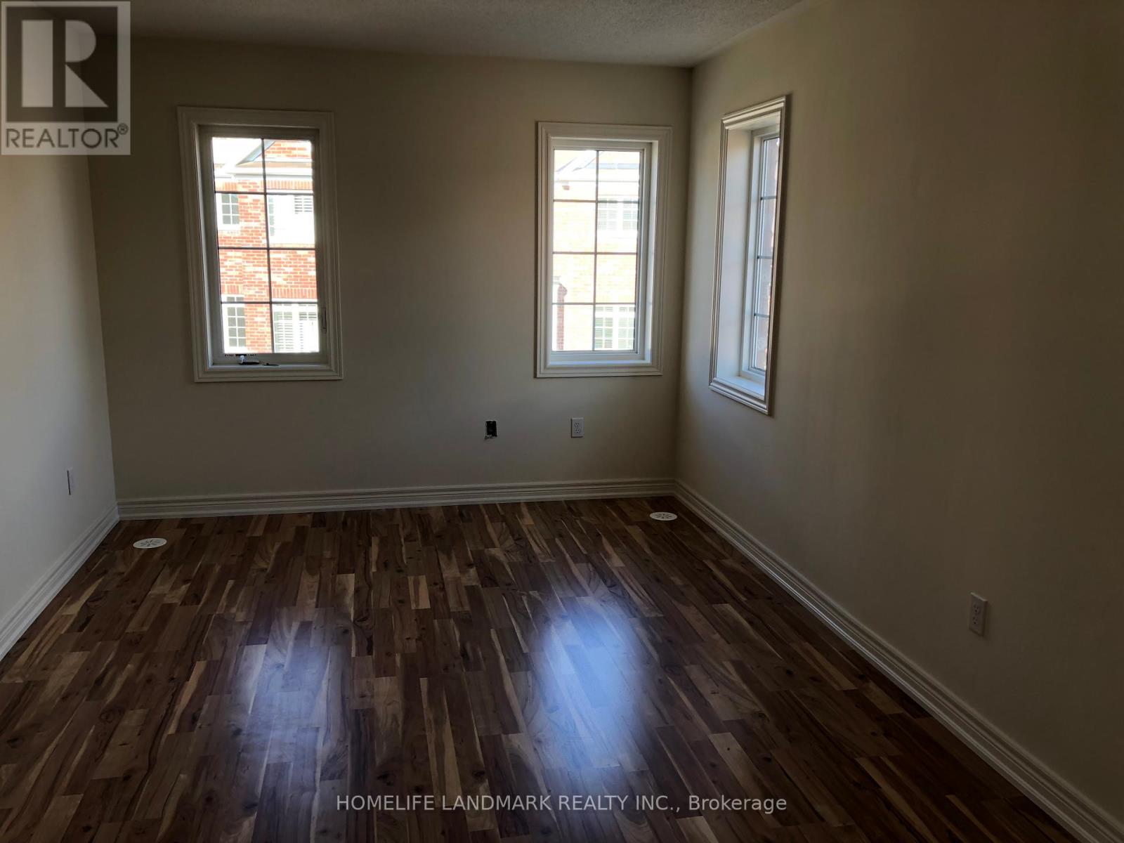 Upper - 29 Spvi Grove Way, Markham, Ontario  L6E 0T6 - Photo 8 - N12072831