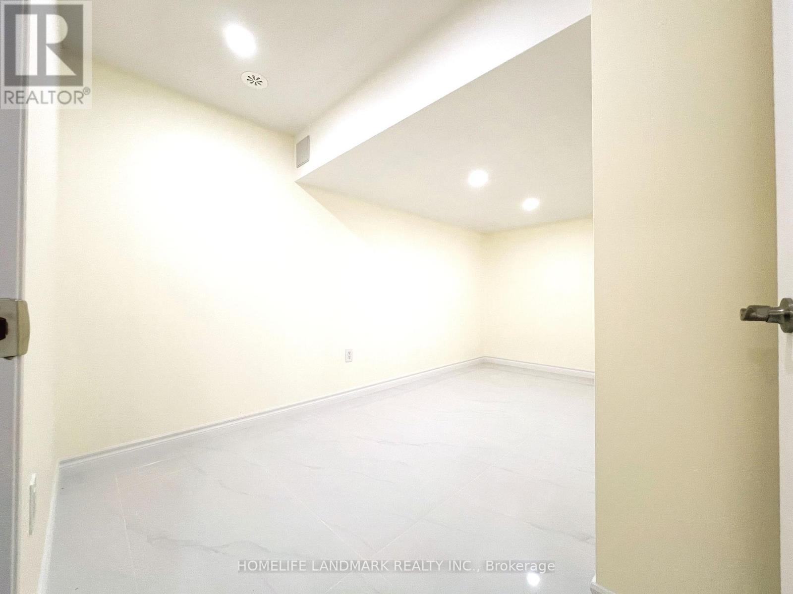 Grd/bsm - 29 Spiv Grove Way, Markham, Ontario  L6E 0T6 - Photo 6 - N12072882