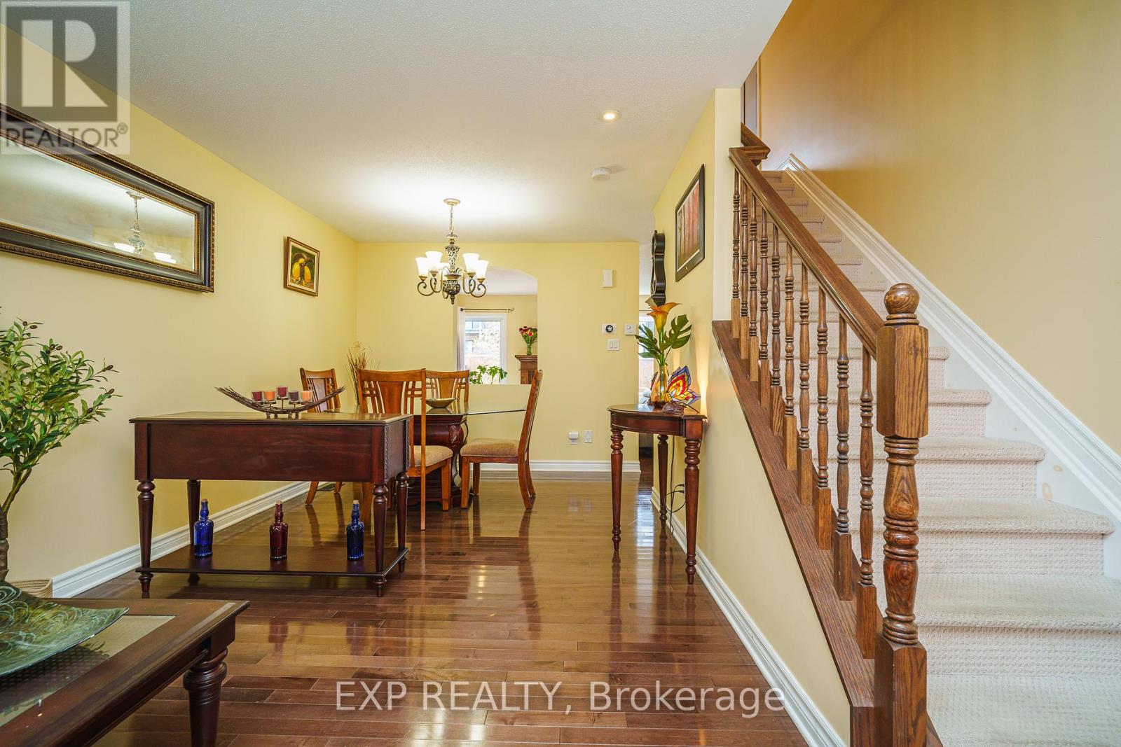 426 Pillett Street, Ottawa, Ontario  K2J 5S3 - Photo 4 - X12123083