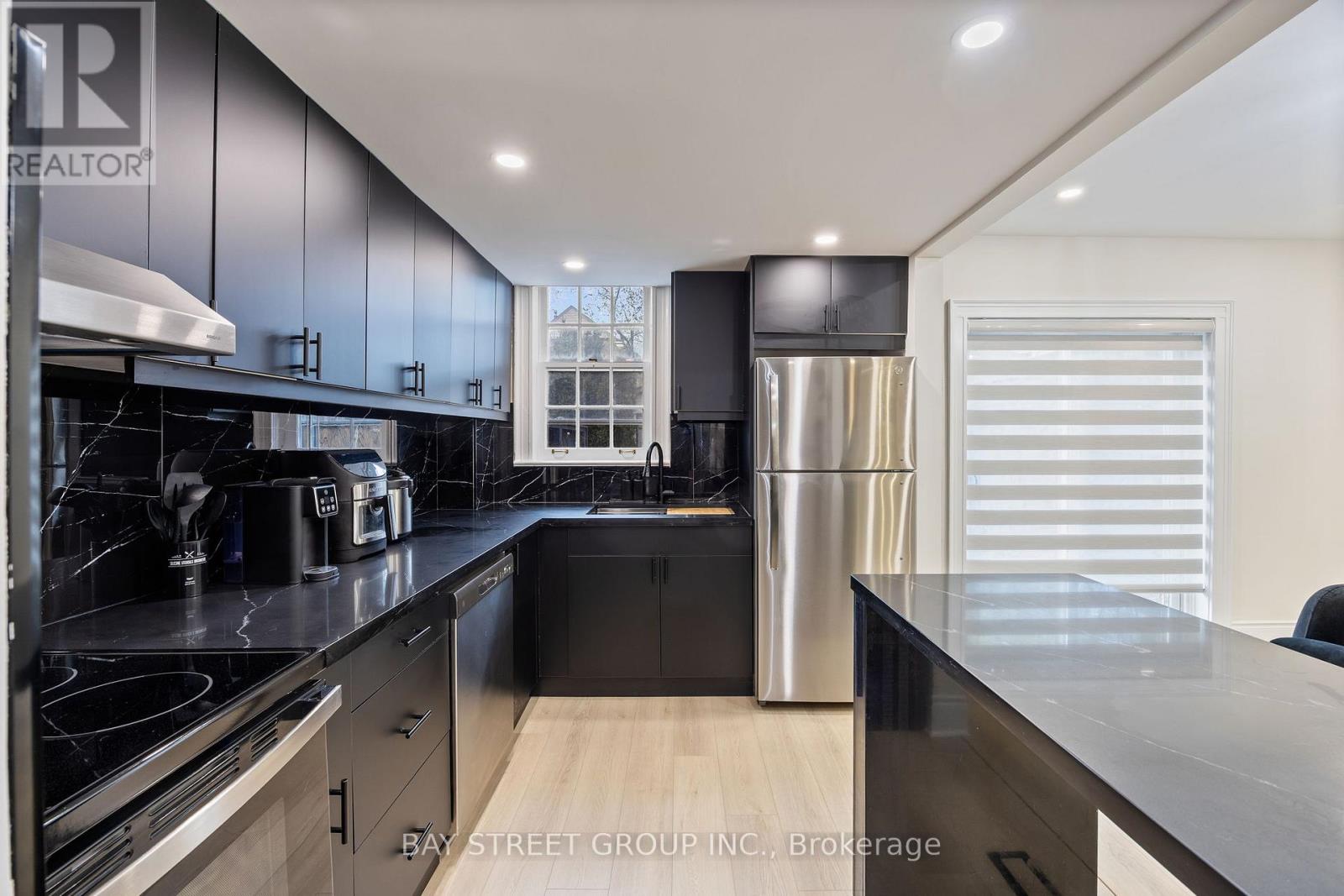 108 Orchard View Boulevard, Toronto, Ontario  M4R 1C2 - Photo 11 - C12123097