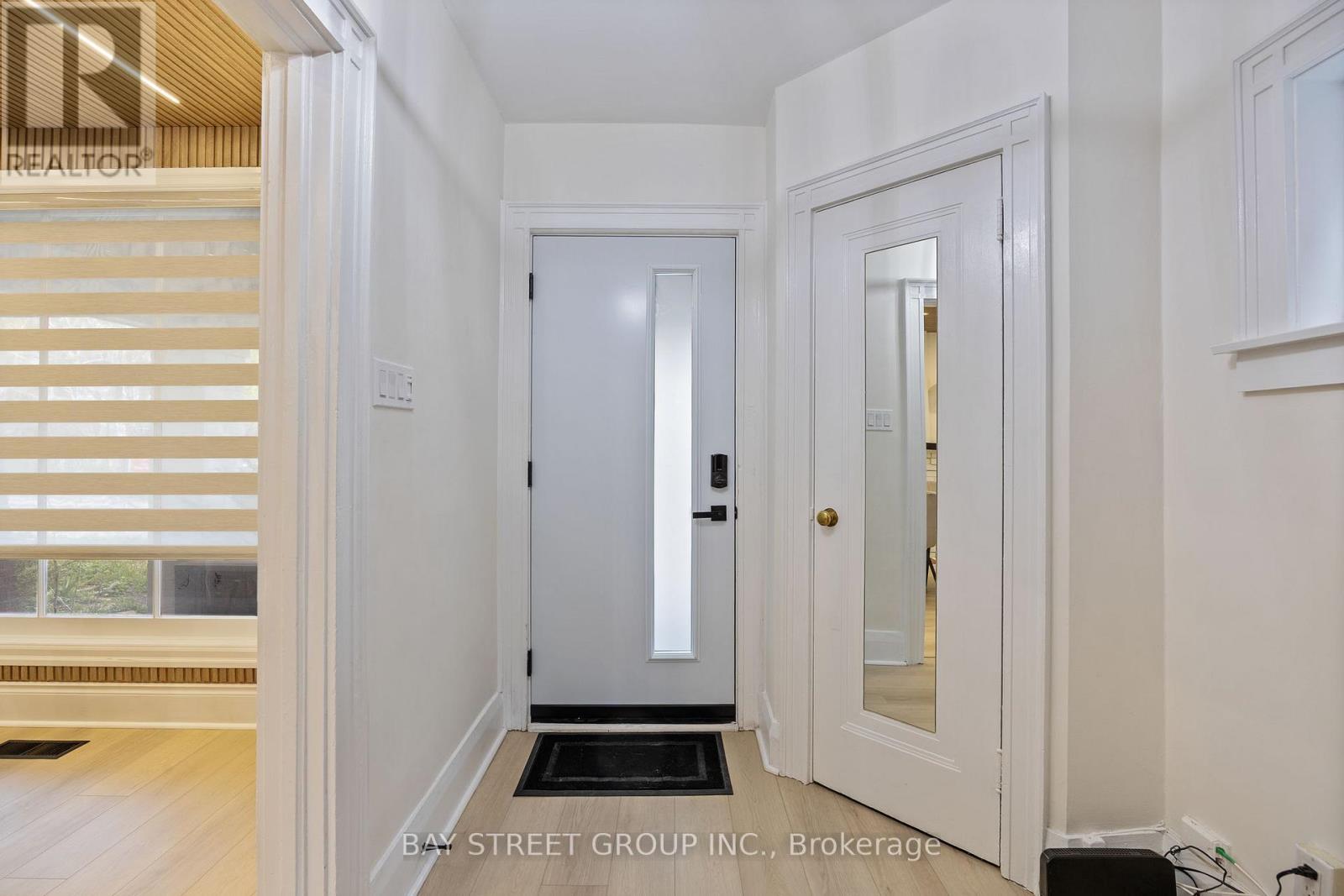 108 Orchard View Boulevard, Toronto, Ontario  M4R 1C2 - Photo 2 - C12123097