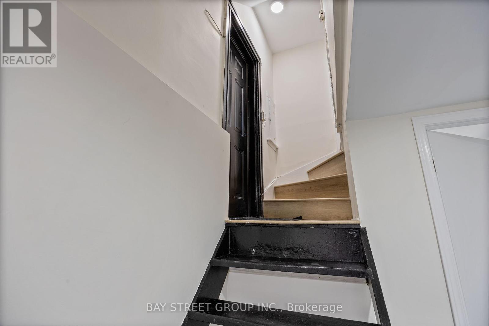 108 Orchard View Boulevard, Toronto, Ontario  M4R 1C2 - Photo 25 - C12123097