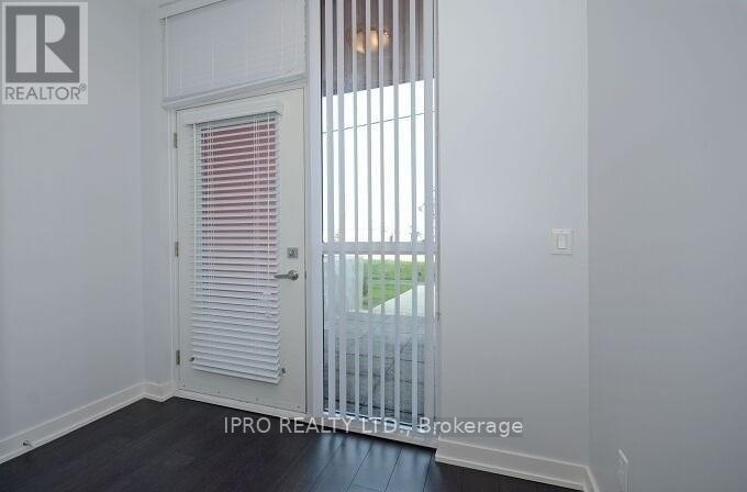 B204 - 5240 Dundas Street, Burlington, Ontario  L7R 3X4 - Photo 6 - W12123080
