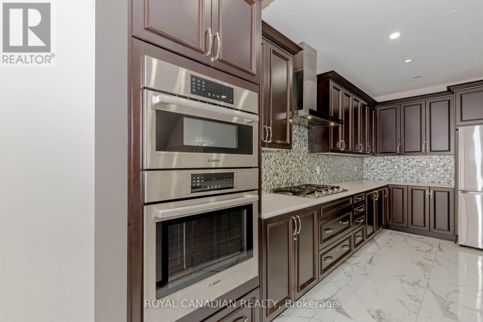 3945 Thomas Alton Boulevard, Burlington, Ontario  L7M 2A4 - Photo 12 - W12123111