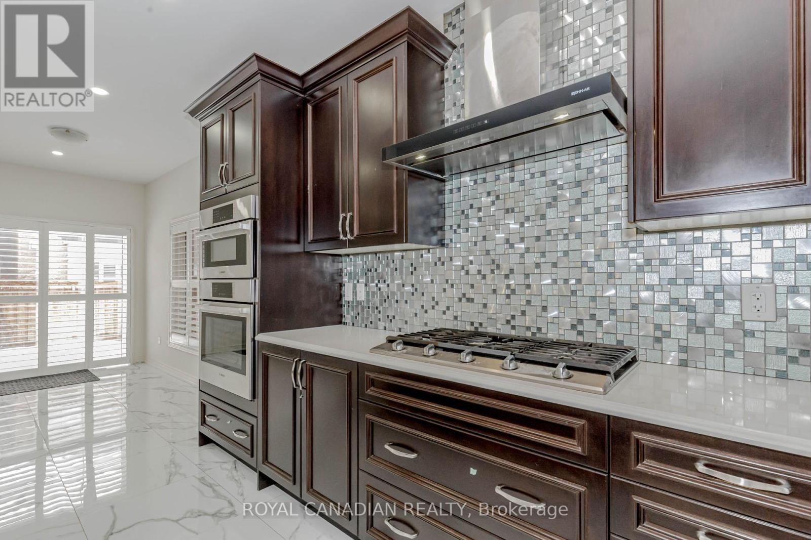 3945 Thomas Alton Boulevard, Burlington, Ontario  L7M 2A4 - Photo 14 - W12123111