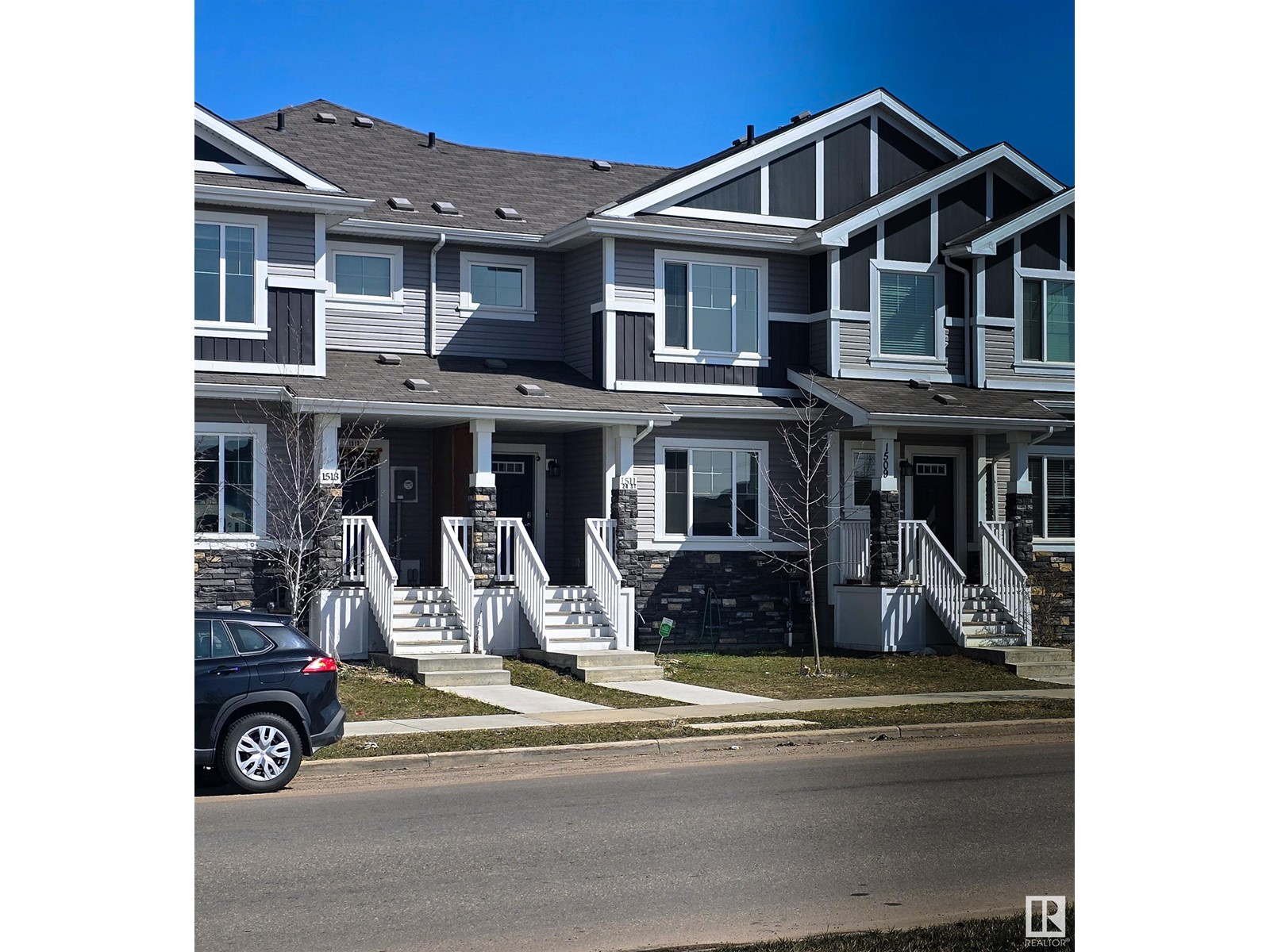 Property at 1511 24 ST NW image 1