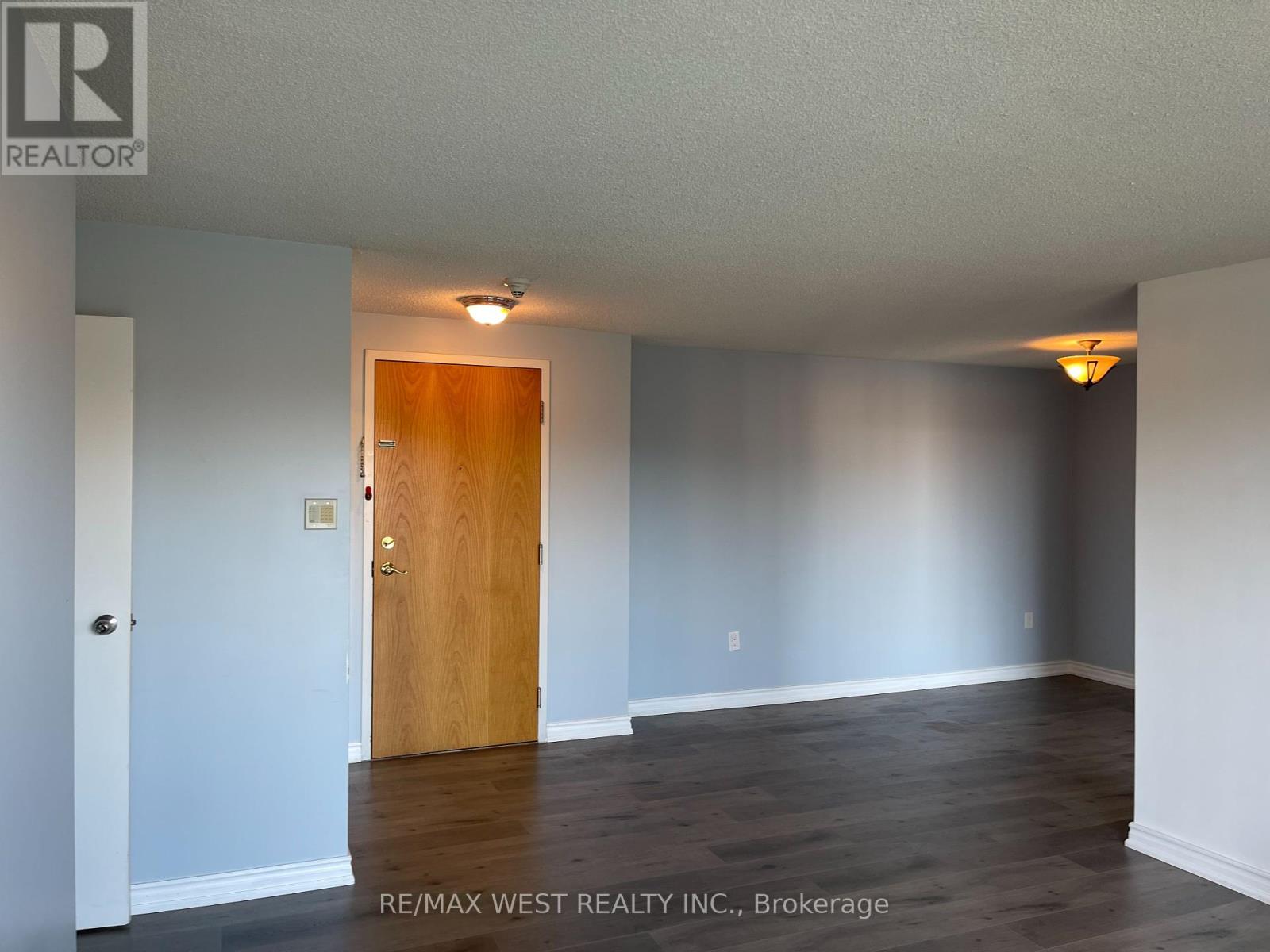 411 - 30 Blue Springs Drive, Waterloo, Ontario  N2J 4T2 - Photo 14 - X12122888