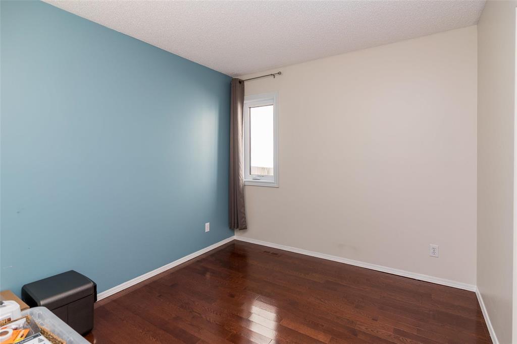 55 Mckall Bay, Winnipeg, Manitoba  R3X 1T8 - Photo 11 - 202509672