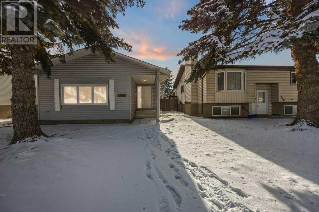 432 Whiteland Drive Ne, Calgary, Alberta  T1Y 3M7 - Photo 4 - A2193477