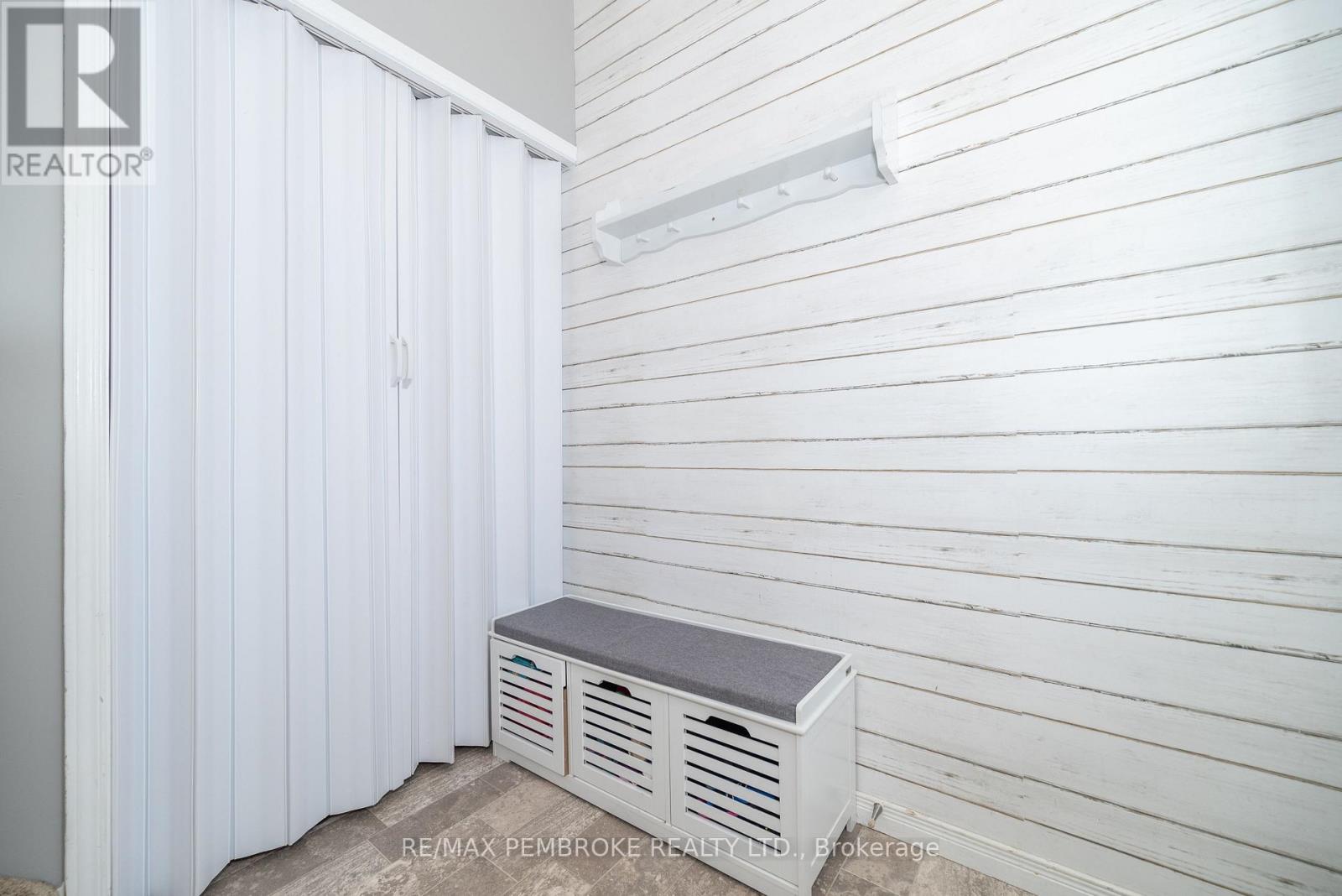 Property at 14 BRIARWOOD DRIVE image 4