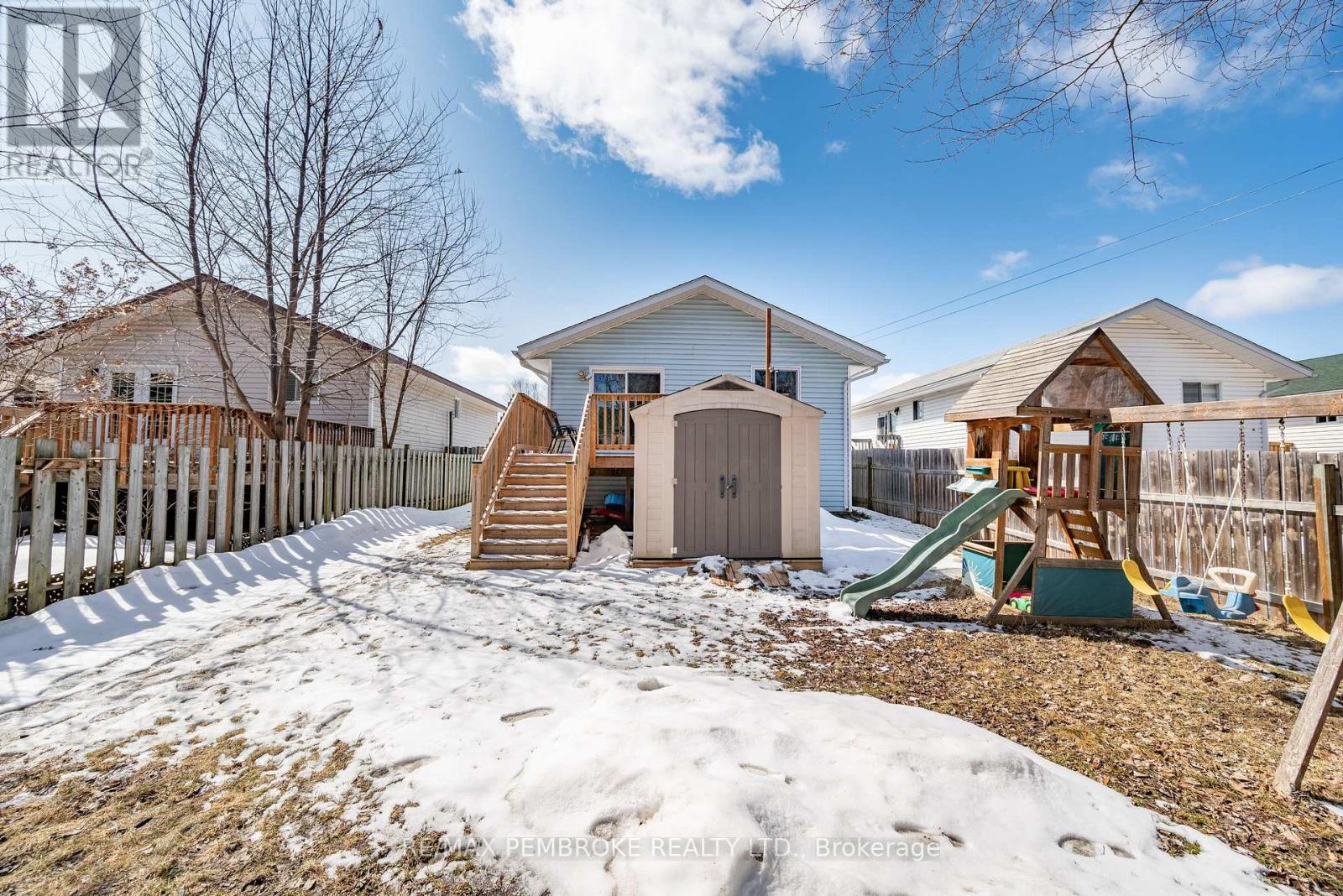 14 Briarwood Drive, Petawawa, Ontario  K8H 3N8 - Photo 40 - X12123137