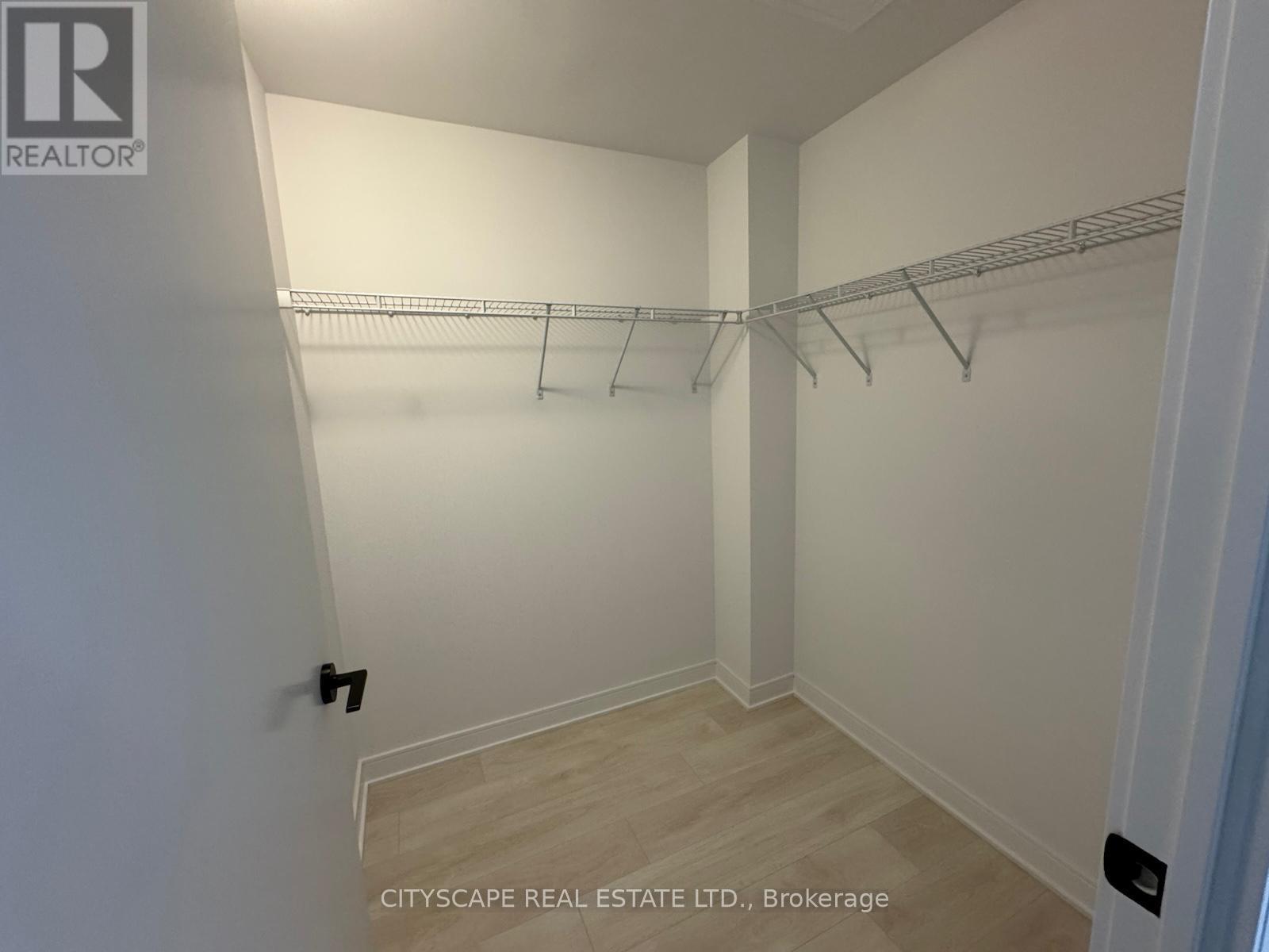 S122 - 180 Mill Street, Toronto, Ontario  M5A 0V7 - Photo 15 - C12105637