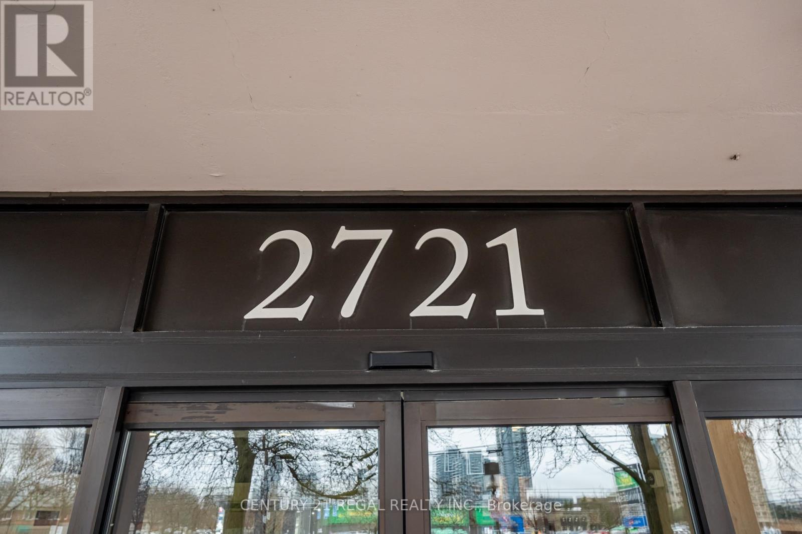 Property at 101 - 2721 VICTORIA PARK AVENUE image 5