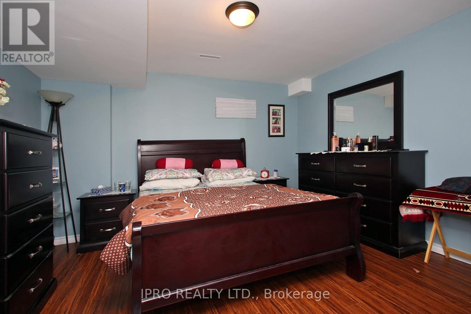 3043 Pendleton Road, Mississauga (Meadowvale), Ontario  L5N 7C5 - Photo 24 - W12123129