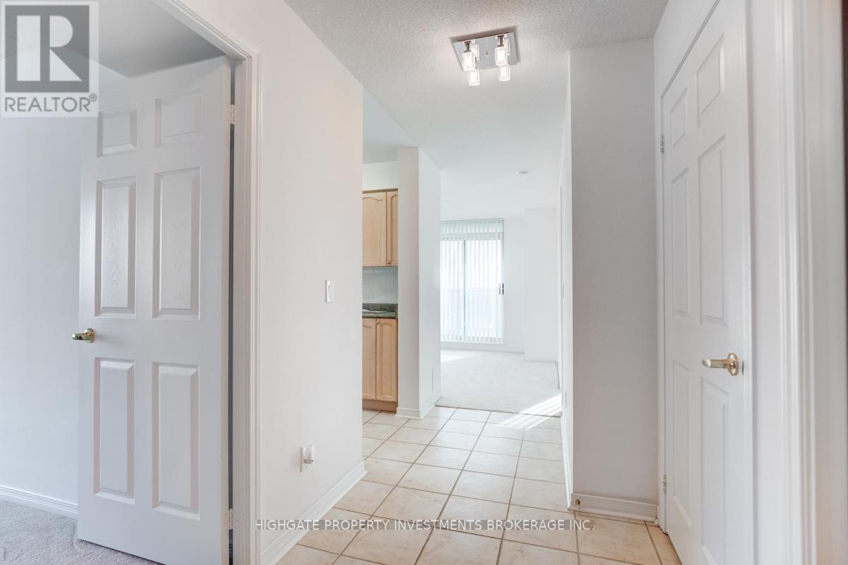 804 - 4889 Kimbermount Avenue, Mississauga, Ontario  L5M 7R9 - Photo 5 - W12123131